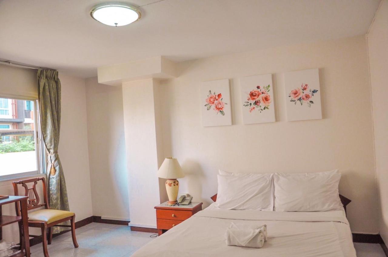 Regent Lodge Lampang Bagian luar foto
