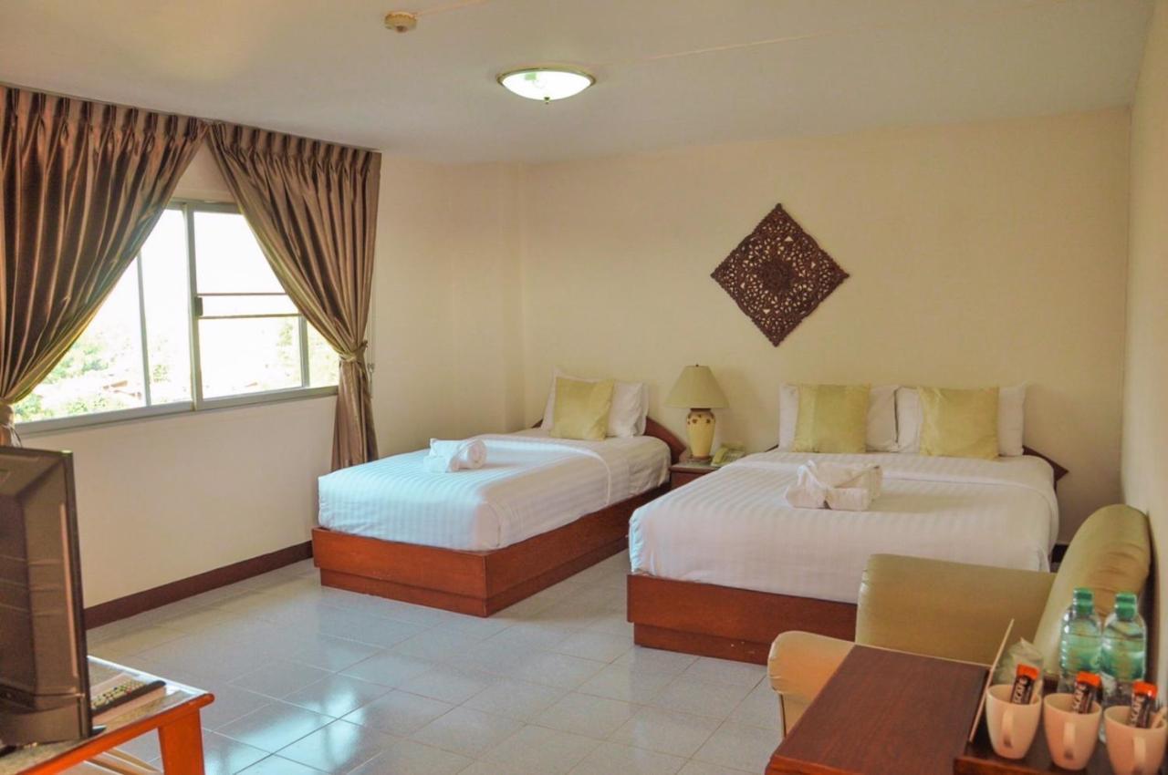 Regent Lodge Lampang Bagian luar foto