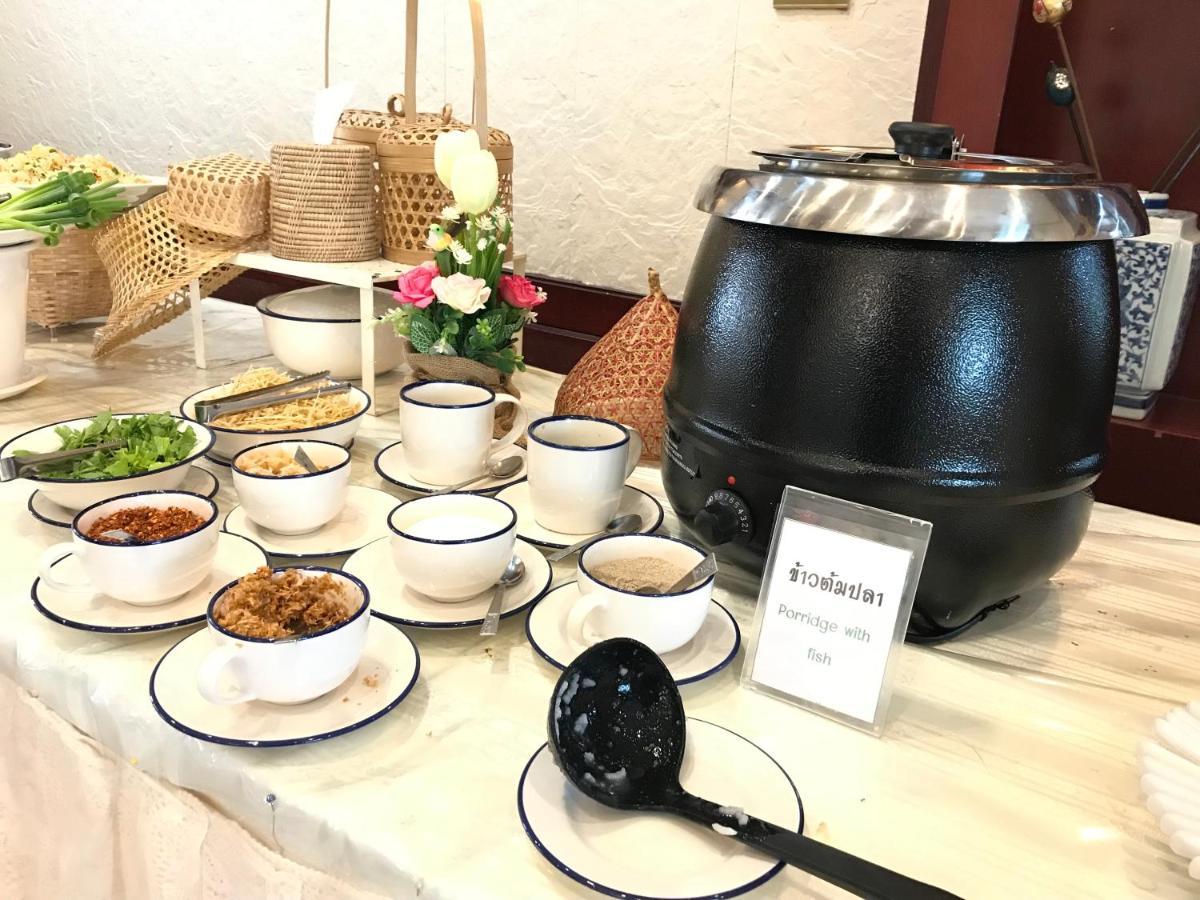 Regent Lodge Lampang Bagian luar foto