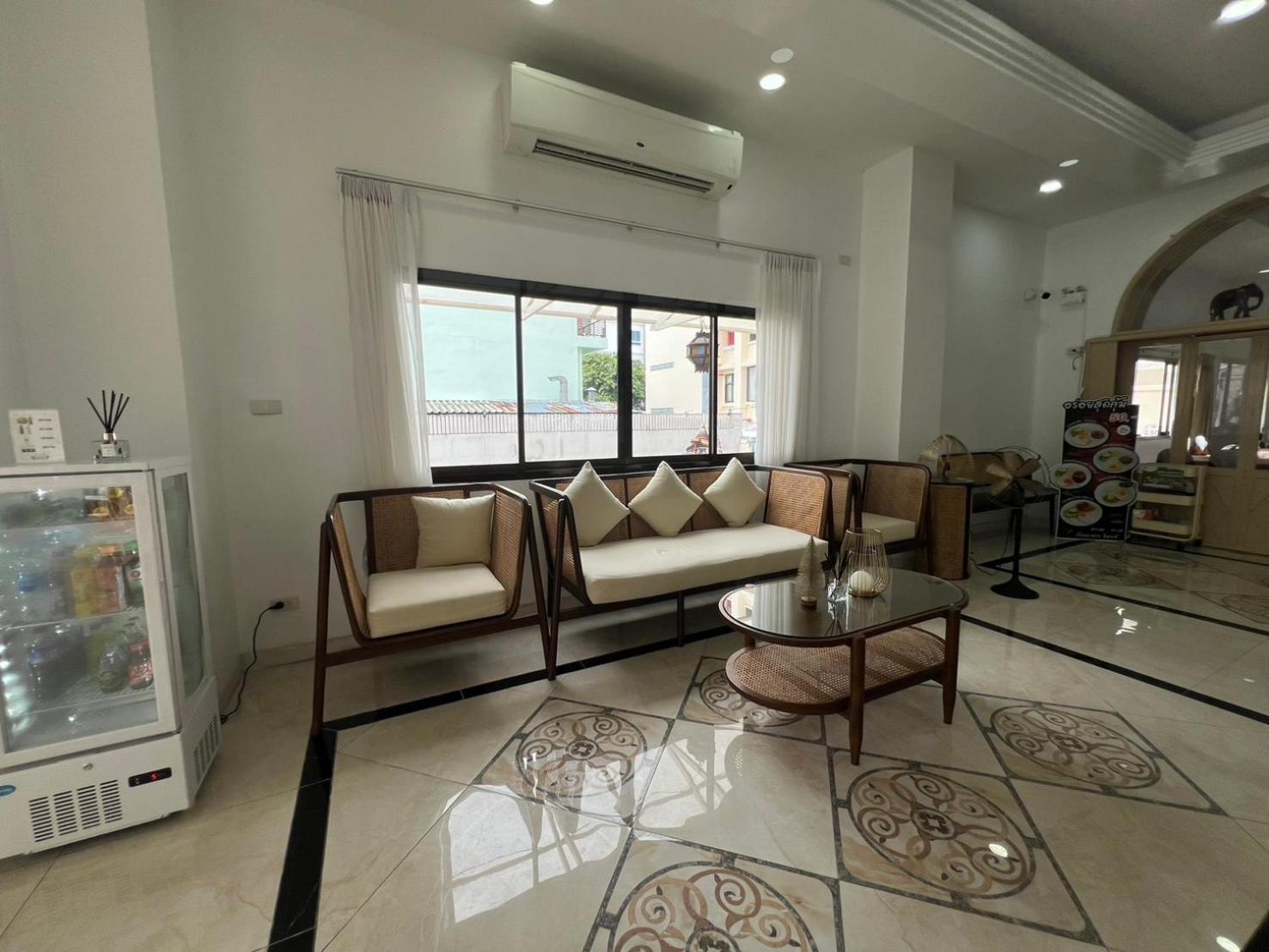 Regent Lodge Lampang Bagian luar foto