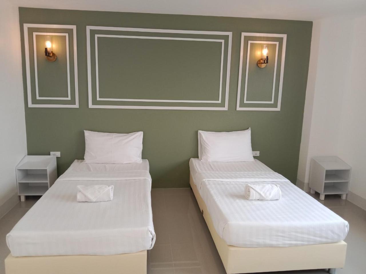 Regent Lodge Lampang Bagian luar foto