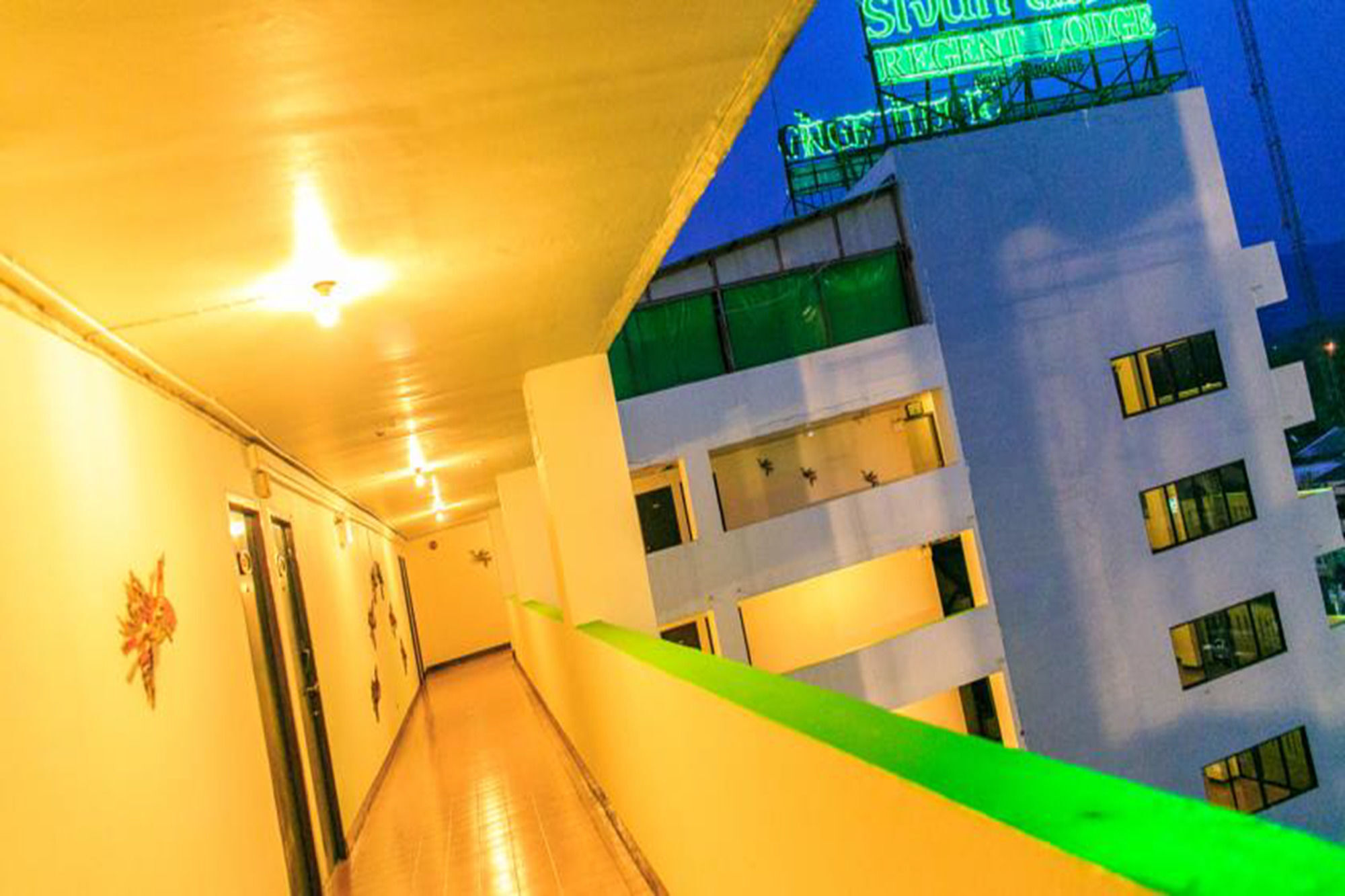 Regent Lodge Lampang Bagian luar foto